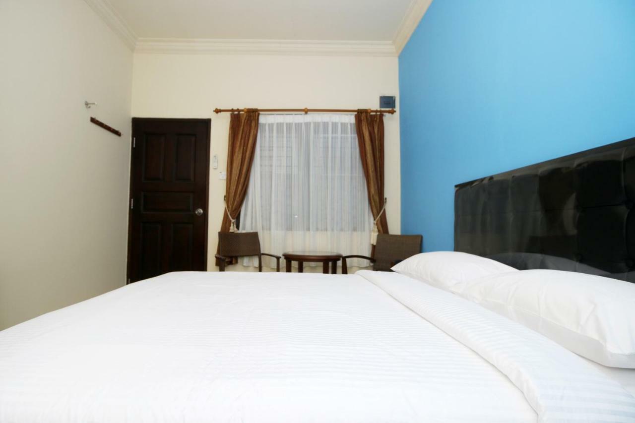 Safina Inn Syariah Sekupang Batam Eksteriør bilde
