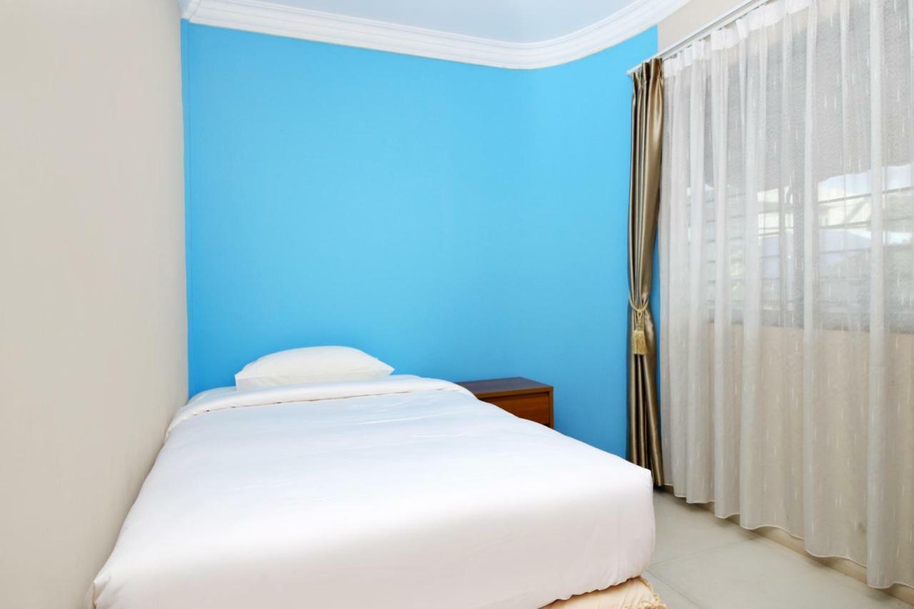Safina Inn Syariah Sekupang Batam Eksteriør bilde