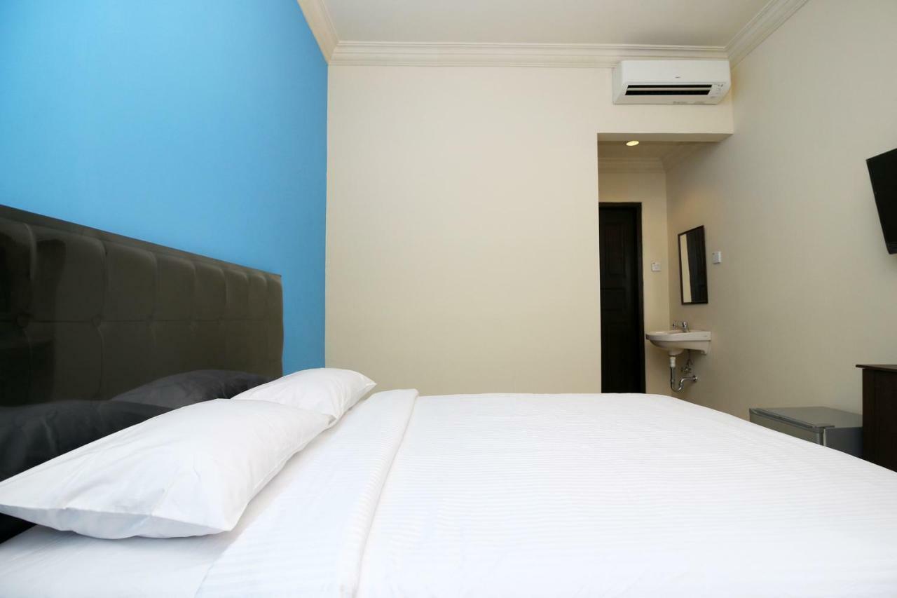 Safina Inn Syariah Sekupang Batam Eksteriør bilde